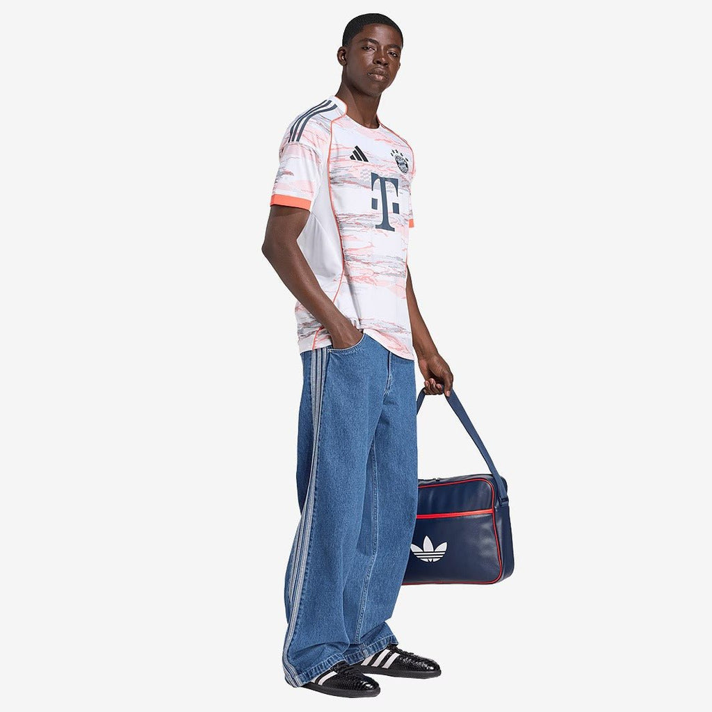 Camisa adidas Bayern de Munique 2025/26 II Torcedor - Manto Club