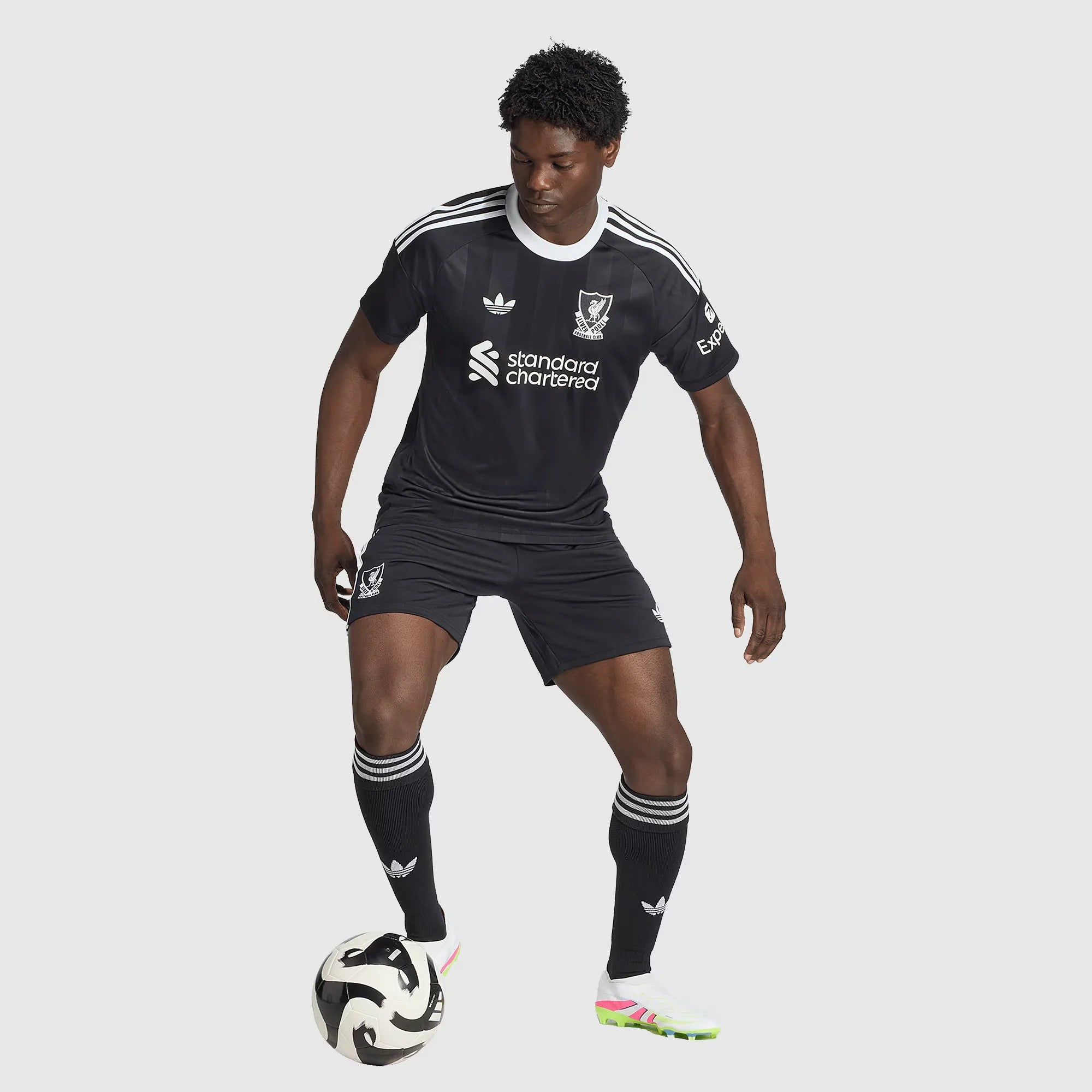 Camisa adidas Liverpool 2025/26 Goleiro - Manto Club