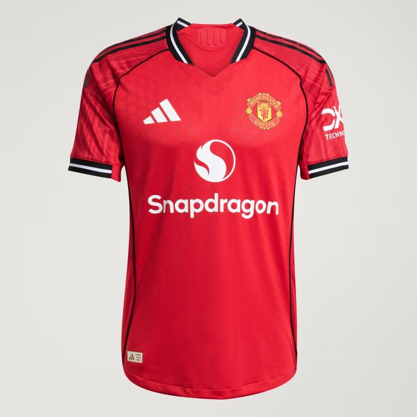Camisa adidas Manchester United 2025/26 I Jogador - Manto Club