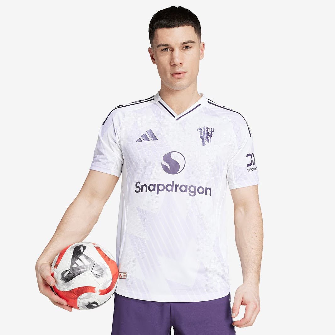 Camisa adidas Manchester United 2025/26 II Jogador - Manto Club