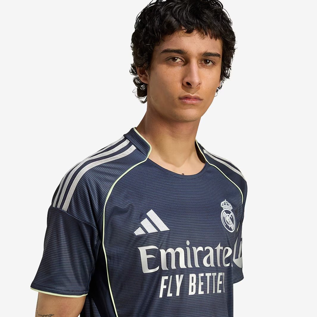 Camisa adidas Real Madrid 2025/26 II Torcedor - Manto Club