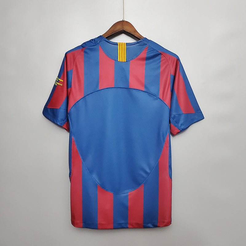 Camisa Barcelona Retrô 2006 Azul e Vermelha - Nike - Manto Club