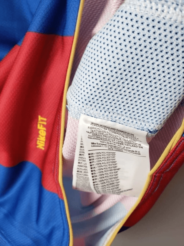 Camisa Barcelona Retrô 2006/2007 - Nike Azul Grená - Manto Club