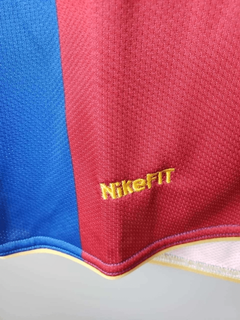 Camisa Barcelona Retrô 2006/2007 - Nike Azul Grená - Manto Club