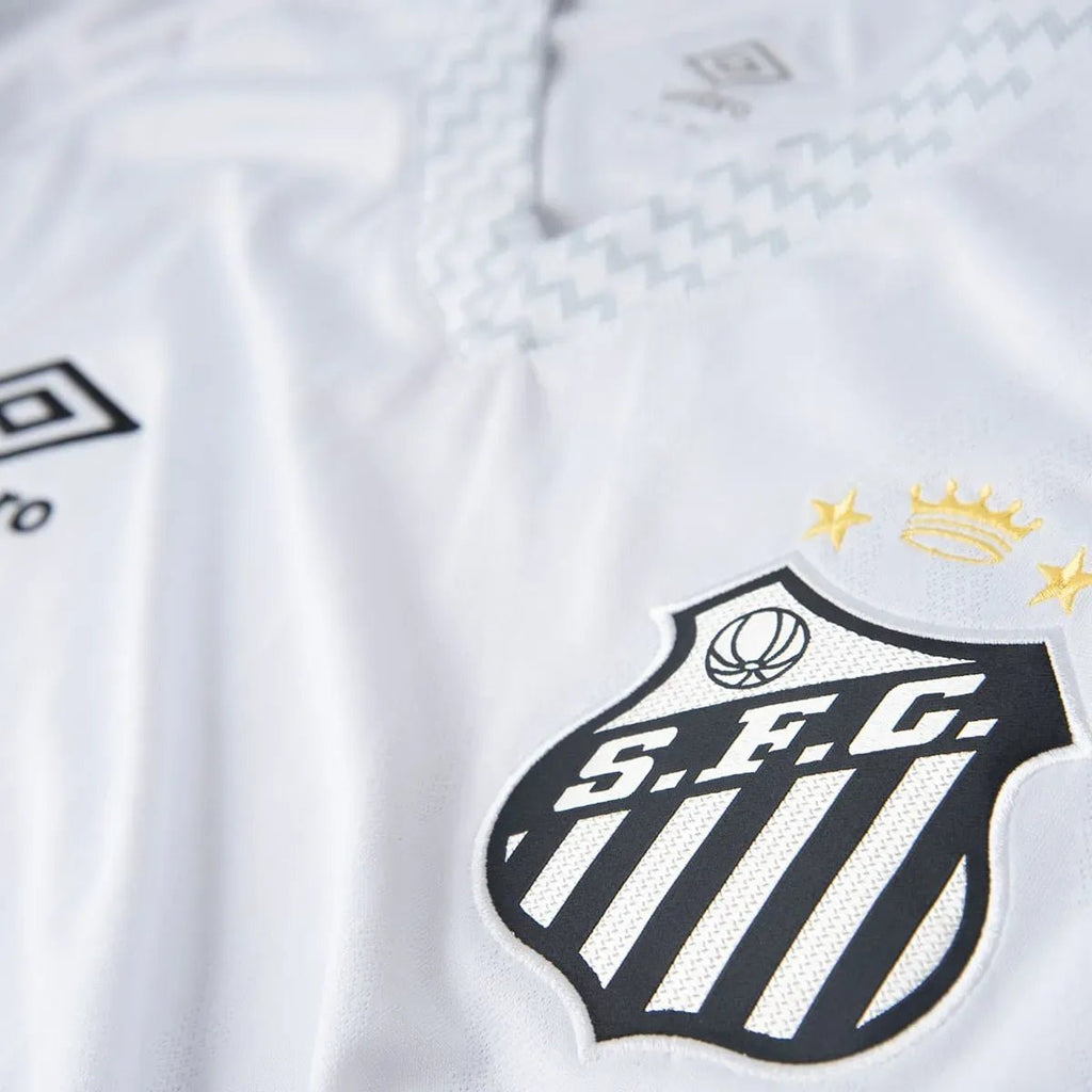 Camisa Feminina Umbro Santos 2025/26 I - Manto Club