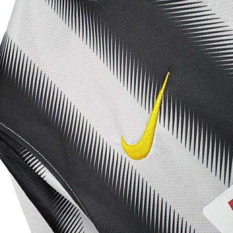 Camisa Juventus Retrô 2011/2012 Preta e Branca - Nike - Manto Club
