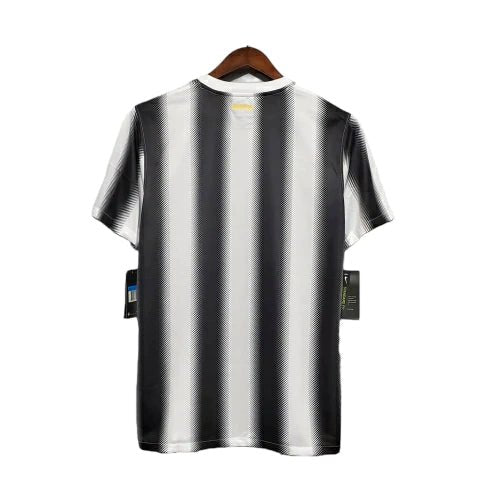 Camisa Juventus Retrô 2011/2012 Preta e Branca - Nike - Manto Club
