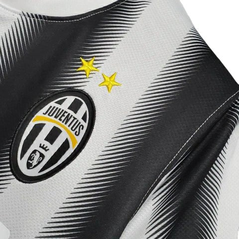 Camisa Juventus Retrô 2011/2012 Preta e Branca - Nike - Manto Club