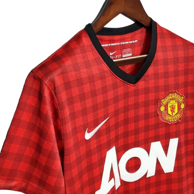 Camisa Manchester United Retrô 2012/2013 Vermelha Xadrez - Nike - Manto Club