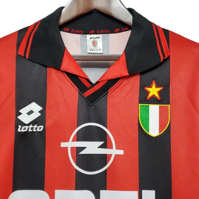 Camisa Milan Retrô 1996/1997 Vermelha e Preta - Lotto - Manto Club