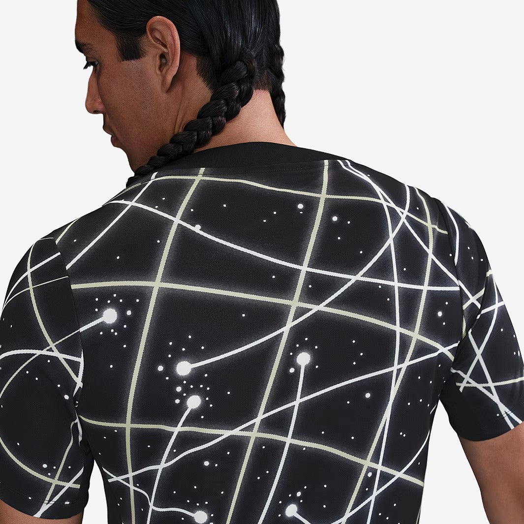 Camisa Nike Chelsea 2025/26 Pré - Jogo - Manto Club