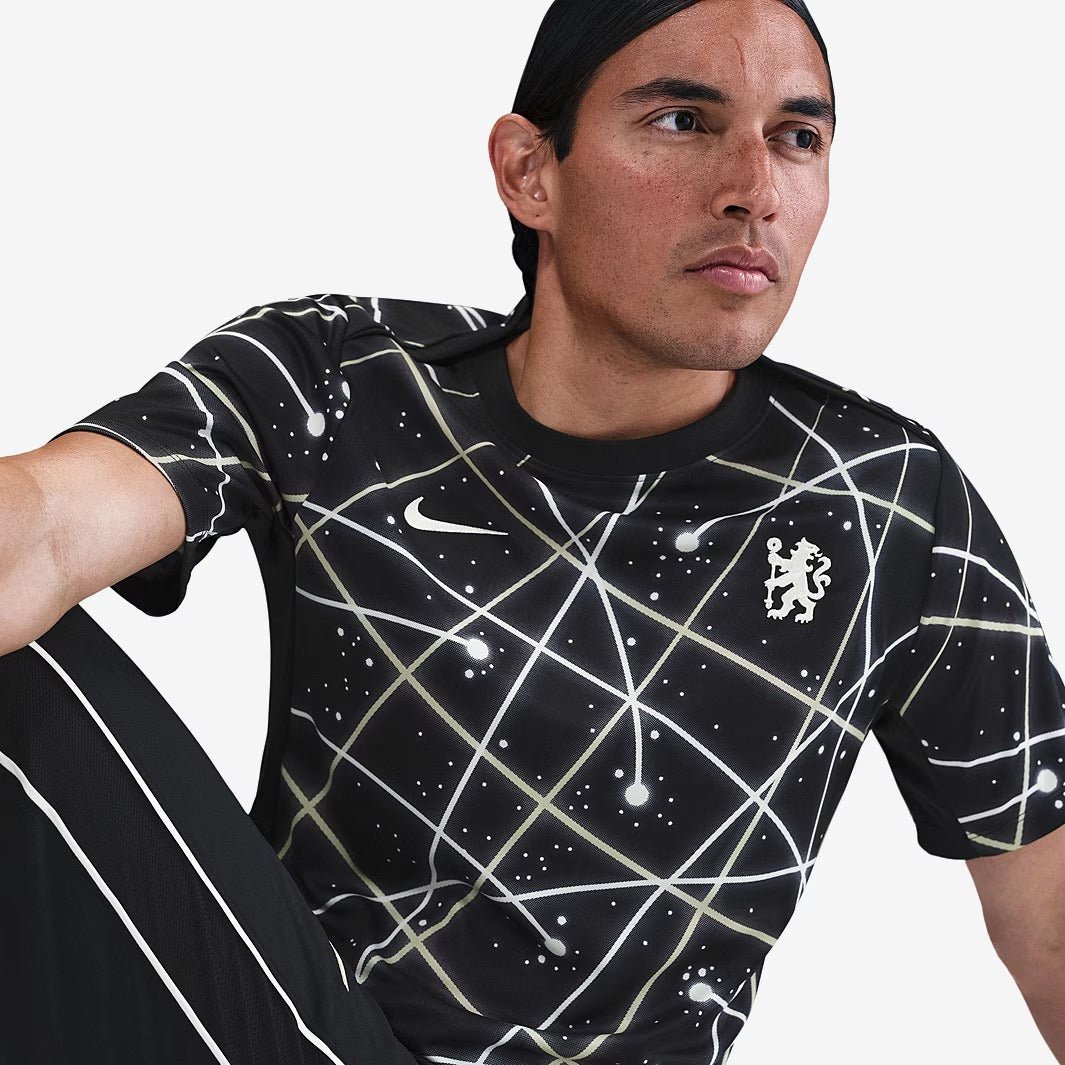 Camisa Nike Chelsea 2025/26 Pré - Jogo - Manto Club