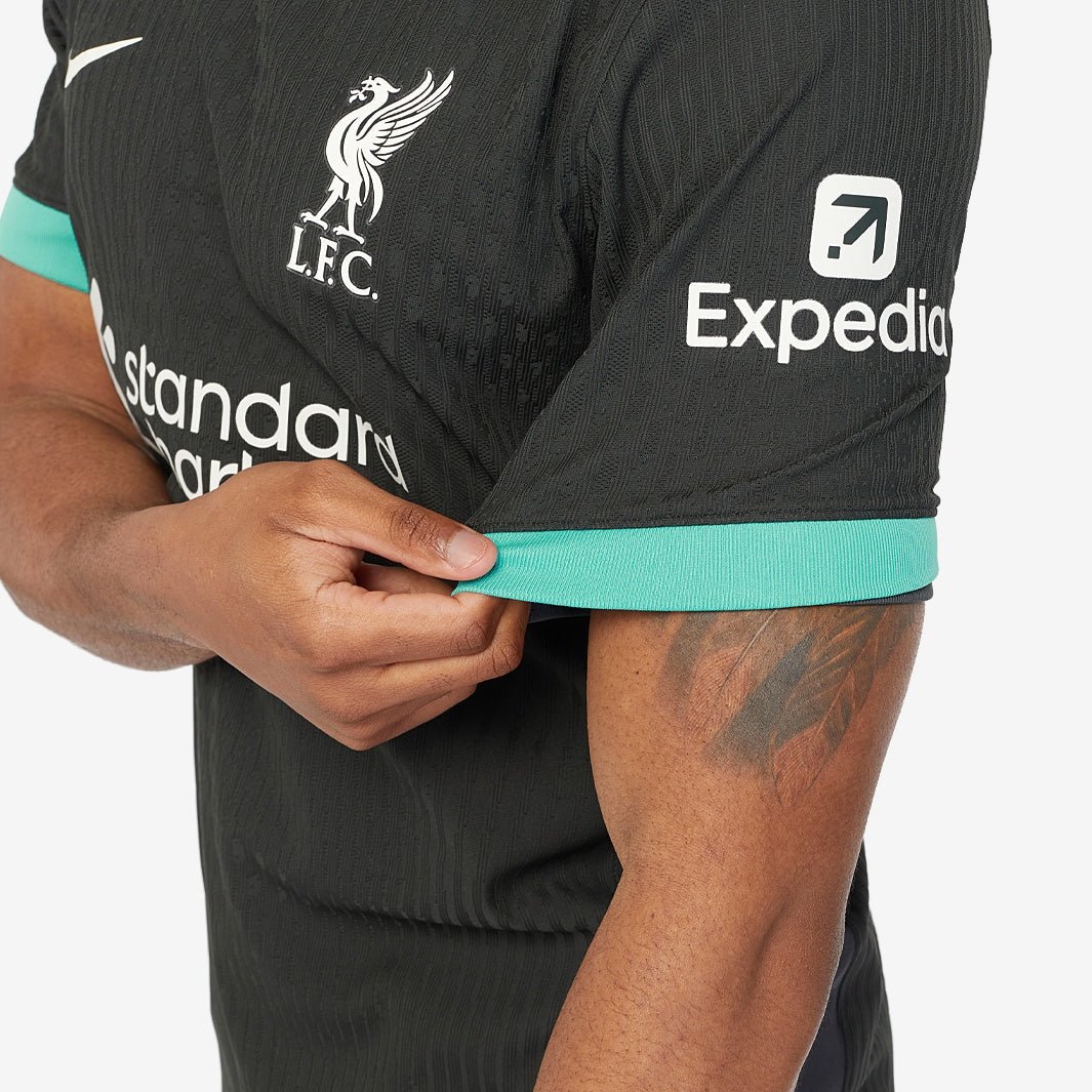 Camisa Nike Liverpool FC 2024/25 II Jogador - Manto Club