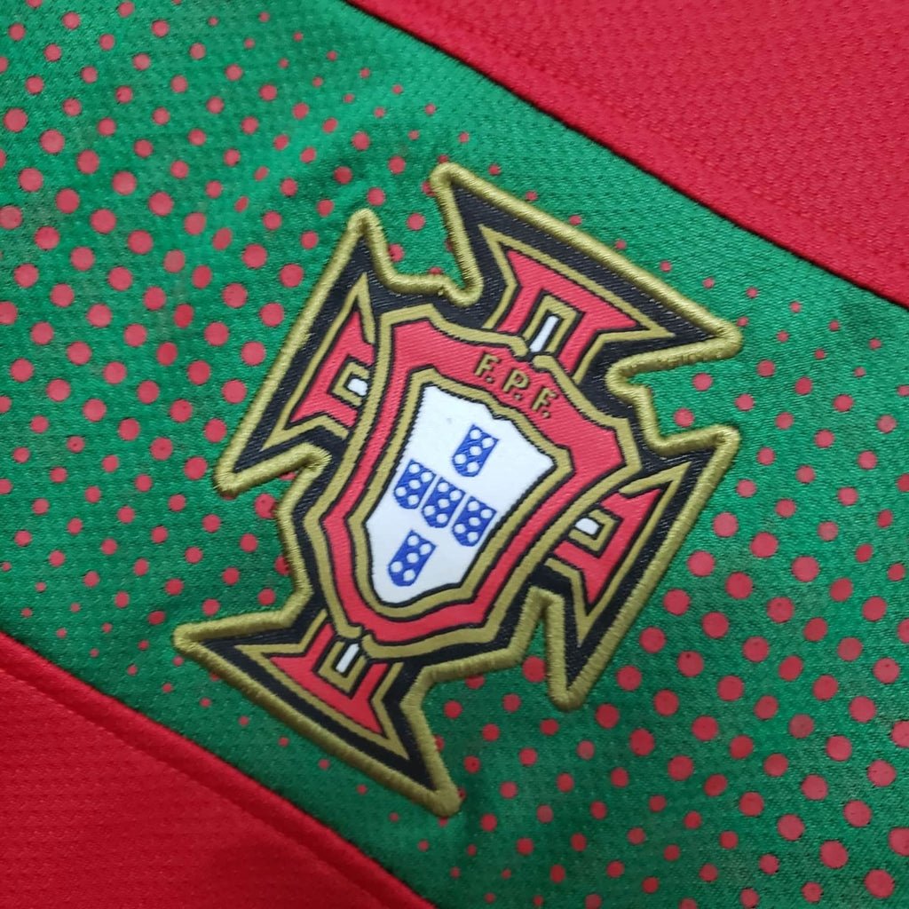 Camisa Portugal Retrô 2010 Vermelha e Verde - Nike - Manto Club