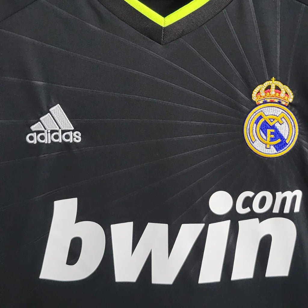 Camisa Real Madrid Away 2010/11 Retrô - Manto Club