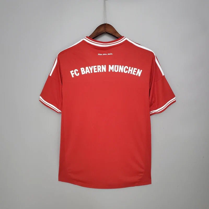 Camisa Retrô Bayern de Munique 2013/14 Home Champions League Edition - Manto Club