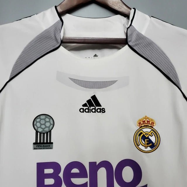 Camisa Retrô Real Madrid 2006/07 Home - Manto Club