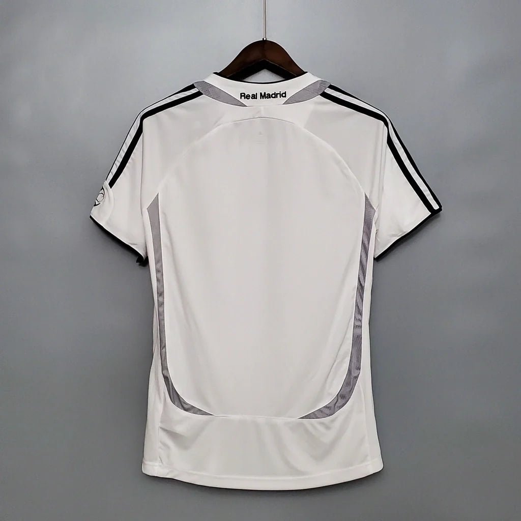 Camisa Retrô Real Madrid 2006/07 Home - Manto Club