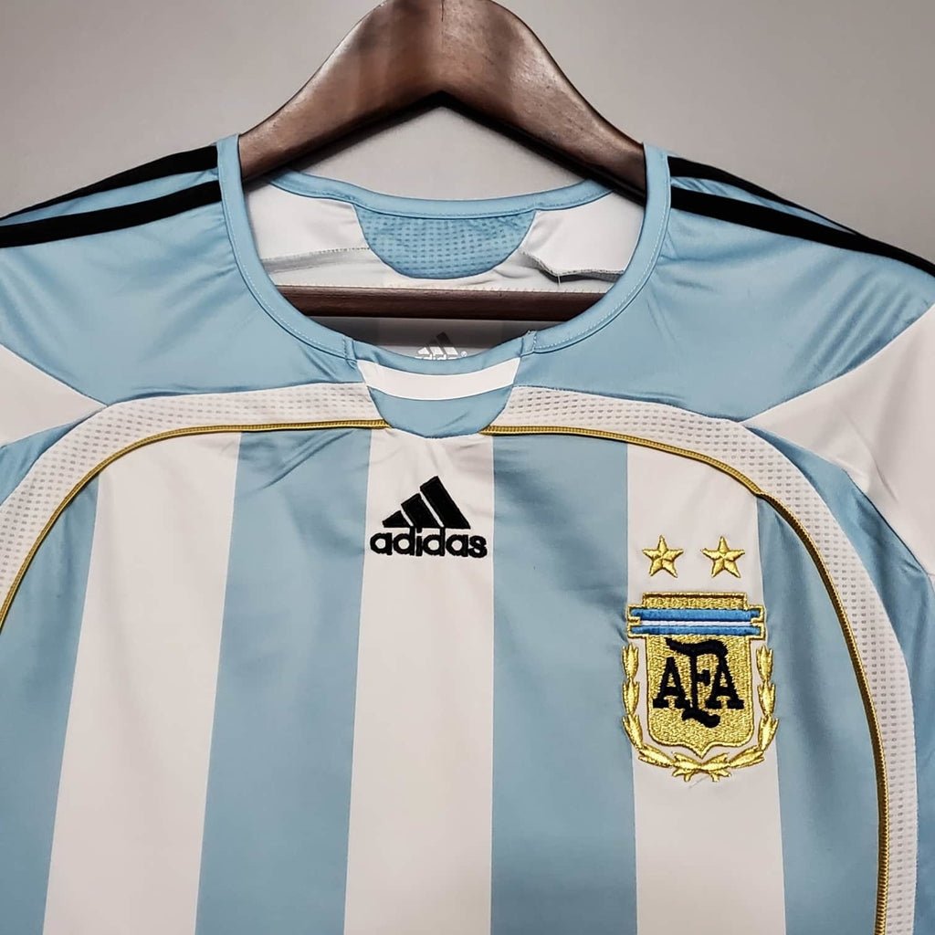 Camisa Seleção Argentina Retrô 2006 Azul e Branca - Adidas - Manto Club