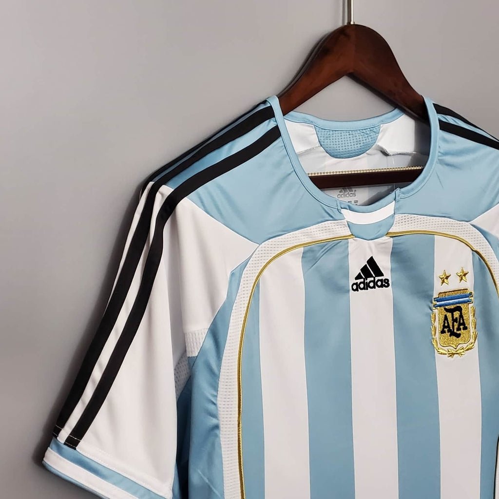 Camisa Seleção Argentina Retrô 2006 Azul e Branca - Adidas - Manto Club