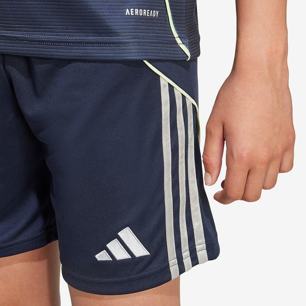 Conjunto Infantil adidas Real Madrid 2025/26 II - Manto Club