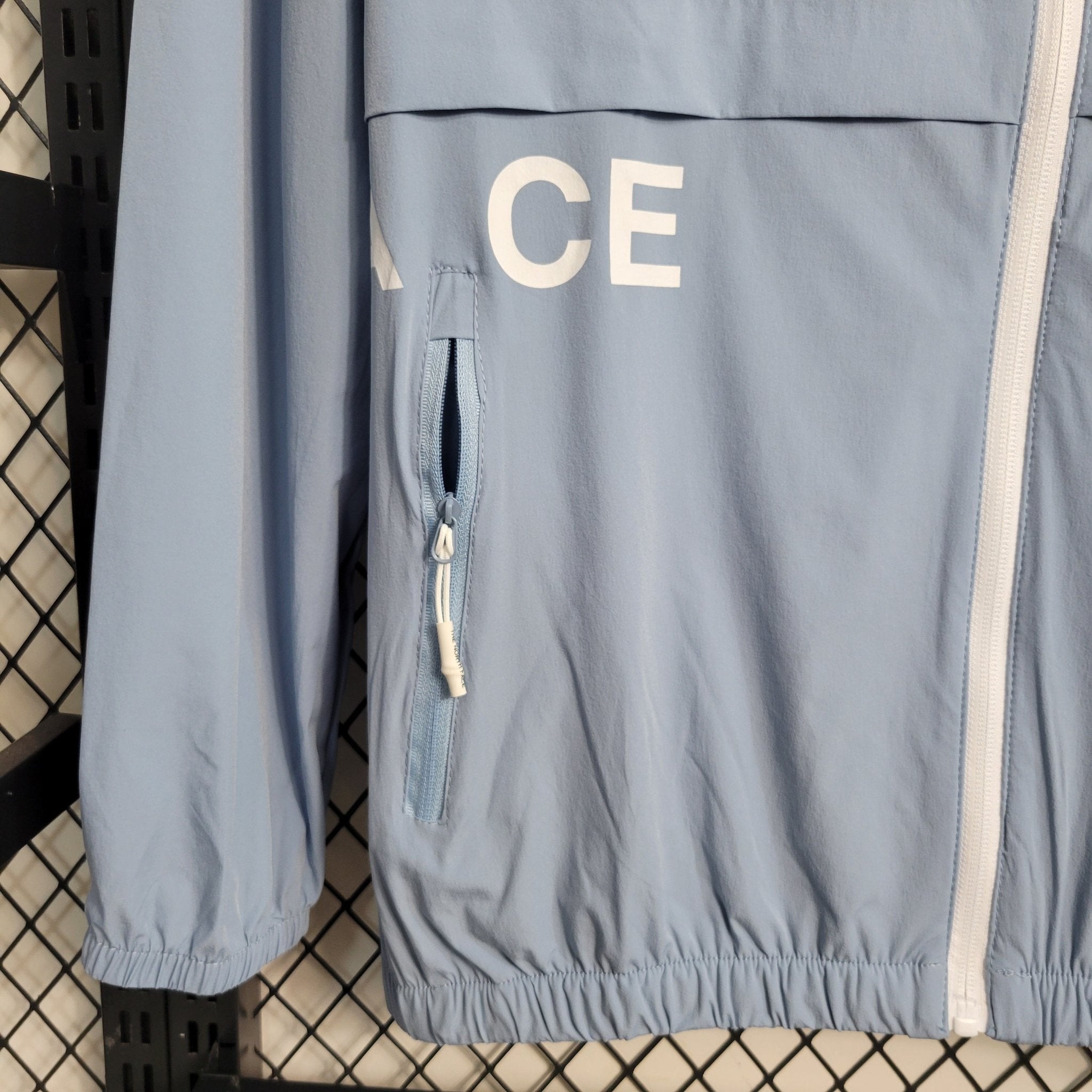 CORTA VENTO DO PARIS SAINT GERMAN - Manto Club