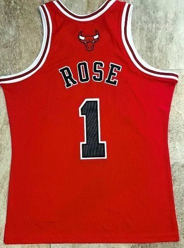 Regata NBA Chicago Bulls Retrô 2008 - 2009 Mitchell & Ness Authentic Rose 1 - Vermelha - Manto Club
