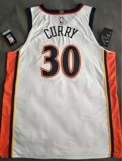 Regata NBA Golden State Warriors Retrô Icon Edition Nike Authentic Curry 30 - Manto Club