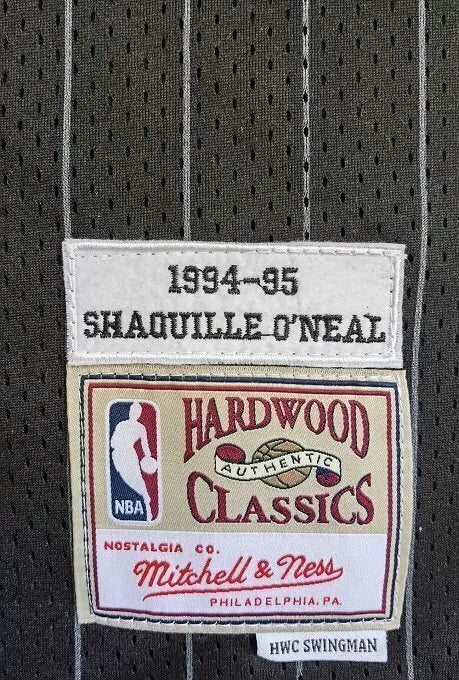Regata NBA Orlando Magic Retrô 1994 - 1995 Mitchell & Ness Authentic O' Neal 32 - Preta - Manto Club
