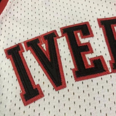 Regata NBA Philadelphia 76ers Retrô 1997 - 1998 Nike Authentic Iverson 3 - Branca - Manto Club